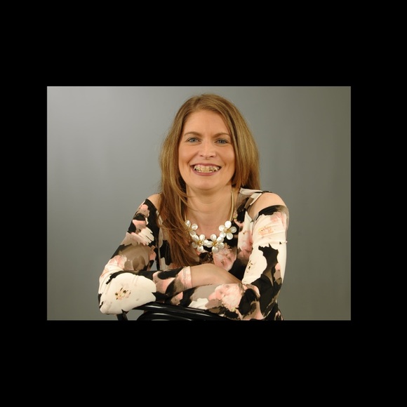 Meet your Posher, Teena - Picture 1 of 1